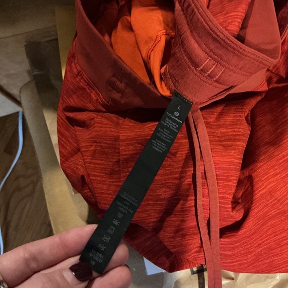 NWOT Lululemon Men's Pace Breaker Short 9" Size: Large - Picture 7 of 7